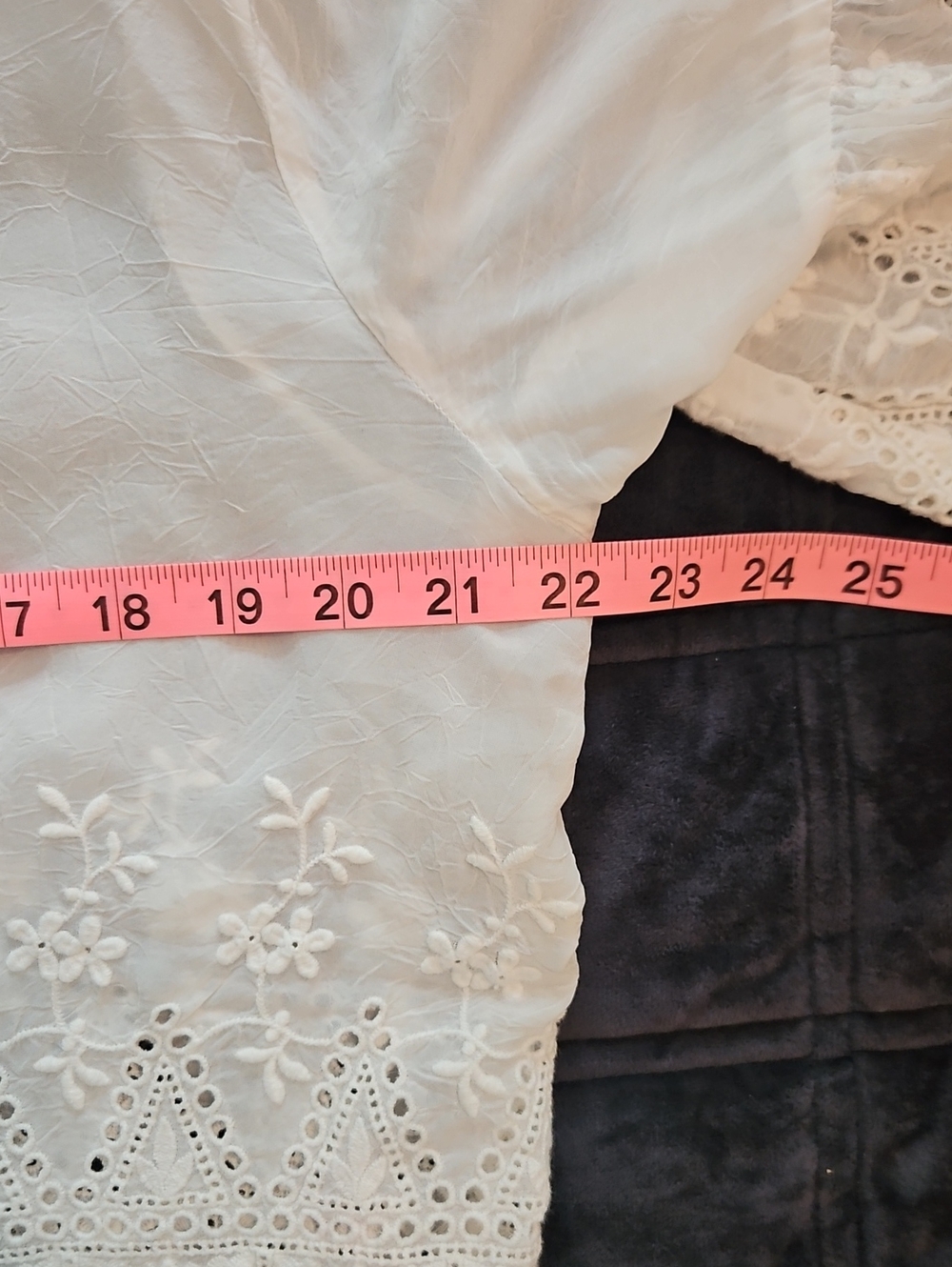 Johnny Was White Eyelet Embroidered Button Front Cropped Blouse, Tie Neck, L - Picture 8 of 11